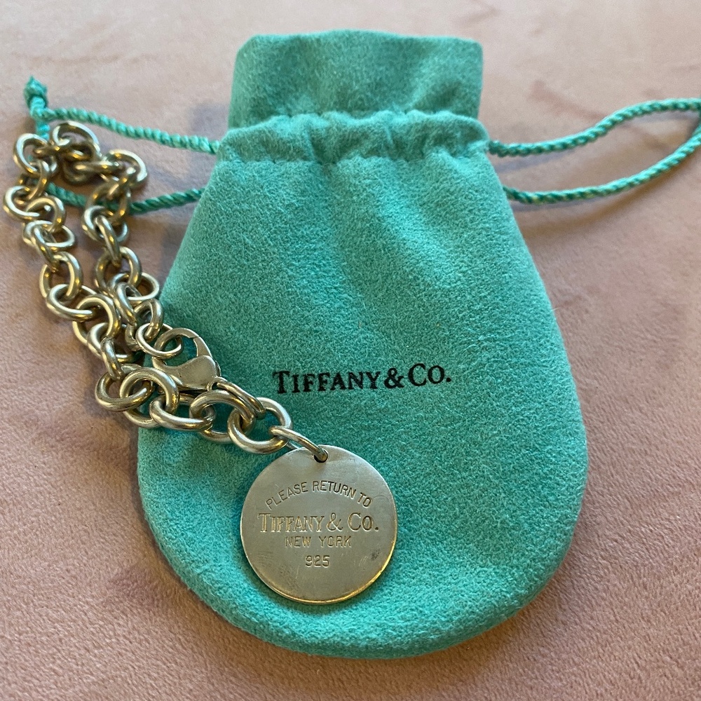 Authentic Return to Tiffany tag bracelet. Sterling silver. With Tiffany bag.